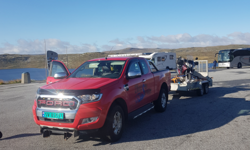 Ford Ranger med tilhenger
